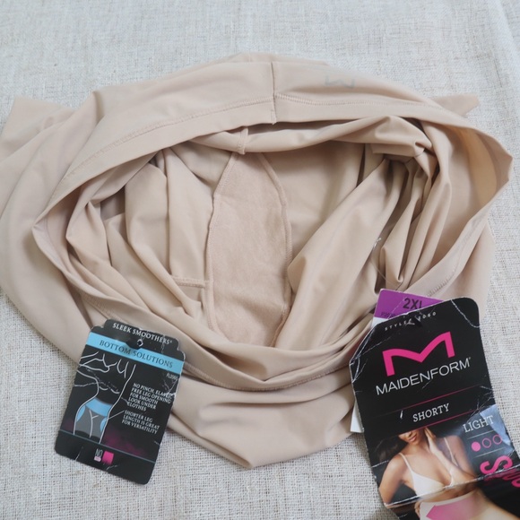 Maidenform Shorty Light Shape Wear NWT - Picture 4 of 10